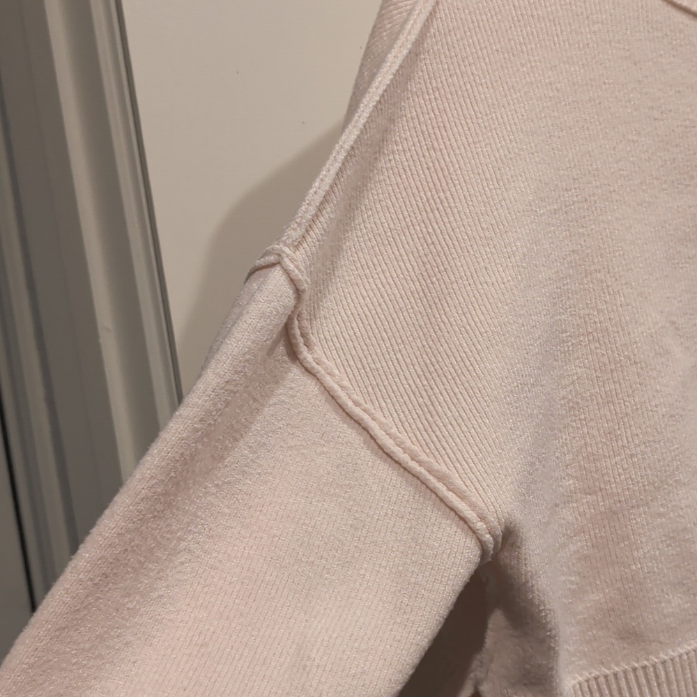 Merokeety Women's Creamish Pink Cropped Sweater - Picture 4 of 8